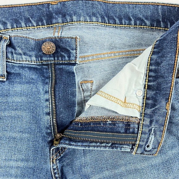 Hollister Mens Jeans 30 x 30 Blue Skinny Jean Med Wash Whiskers (31 x 28.5) - Picture 4 of 11